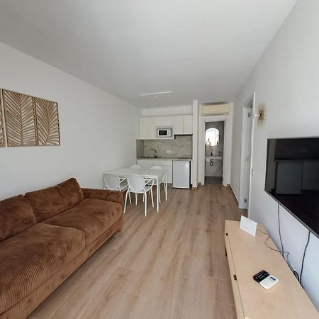 Homeforguest Apartamento Alisios 1 Con Piscina En Corralejo Luaran gambar