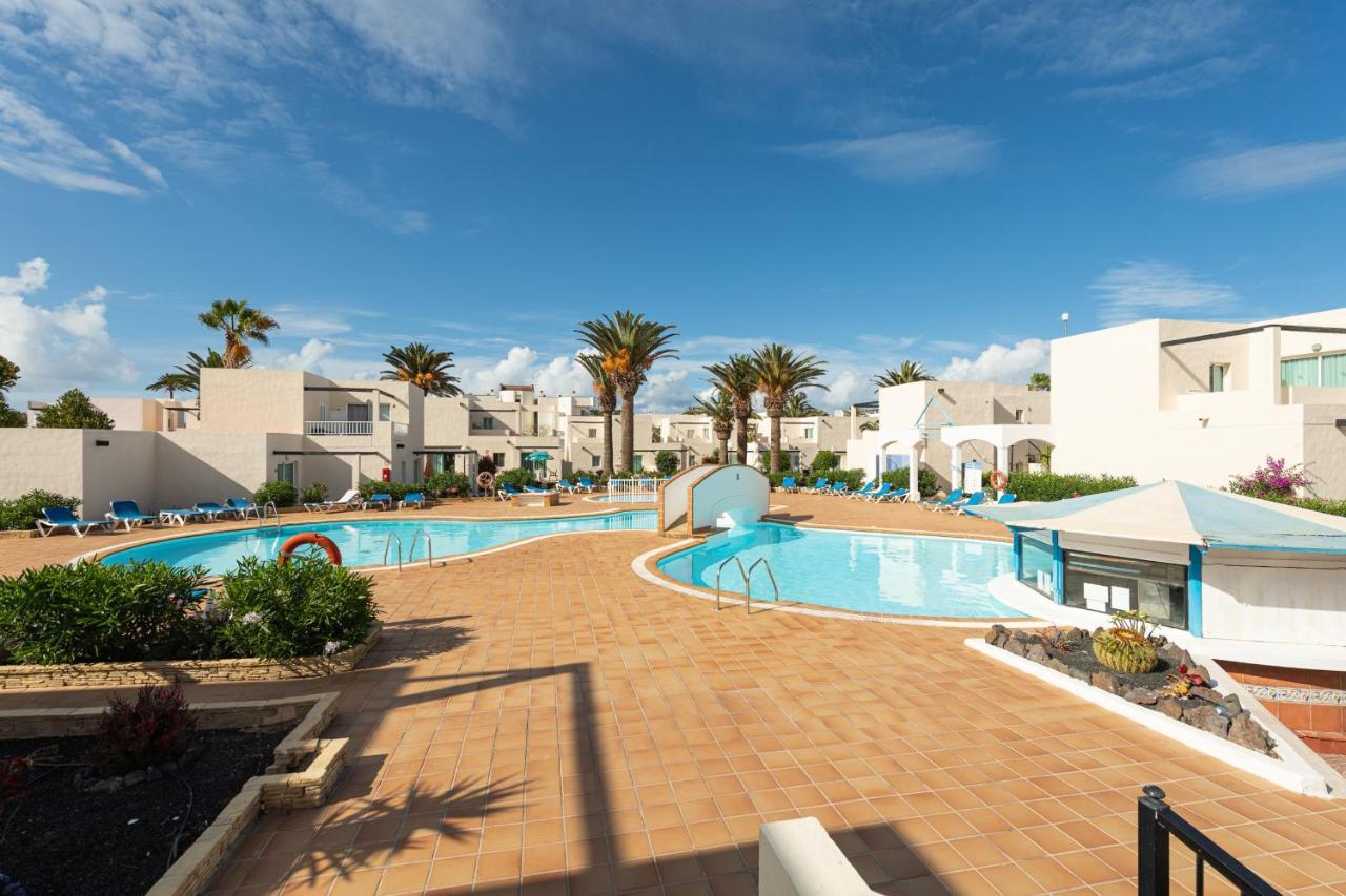 Homeforguest Apartamento Alisios 1 Con Piscina En Corralejo Luaran gambar