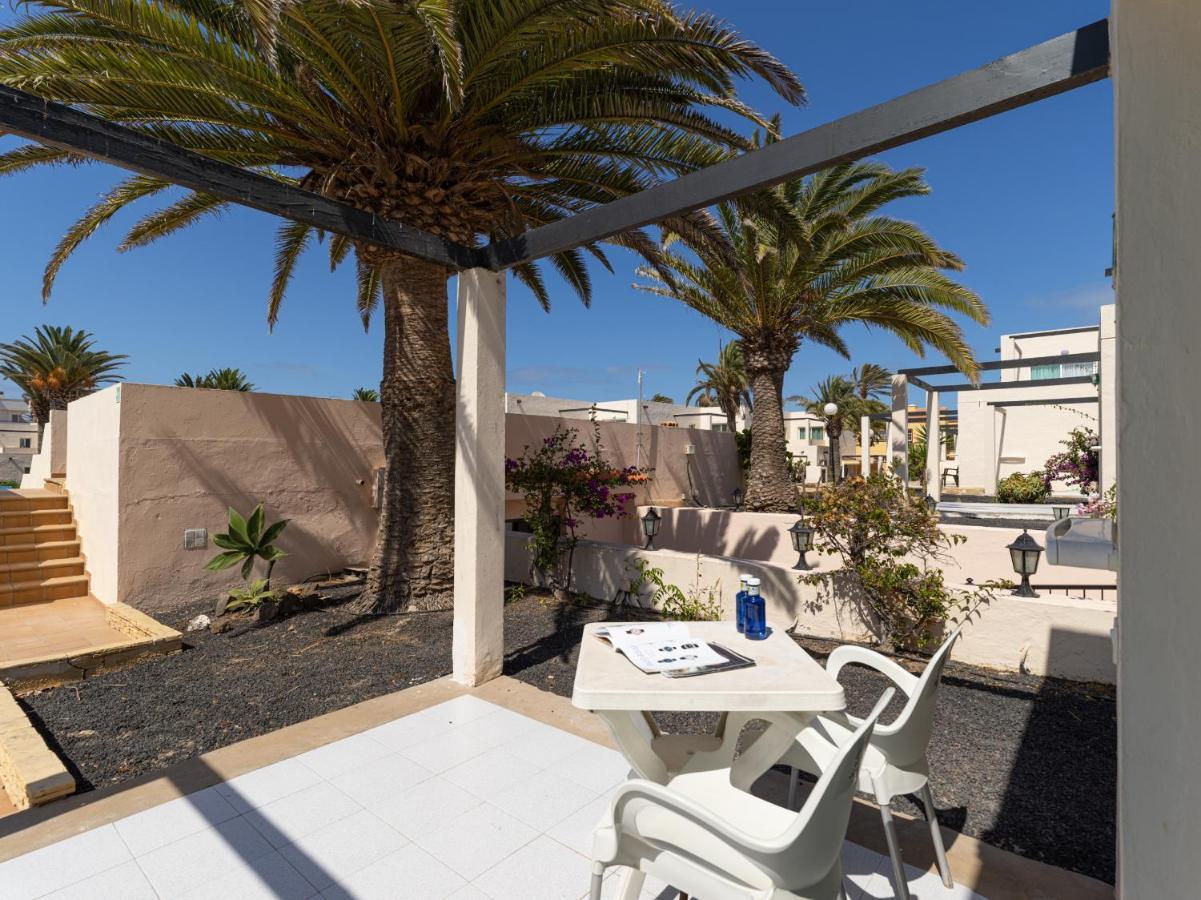 Homeforguest Apartamento Alisios 1 Con Piscina En Corralejo Luaran gambar